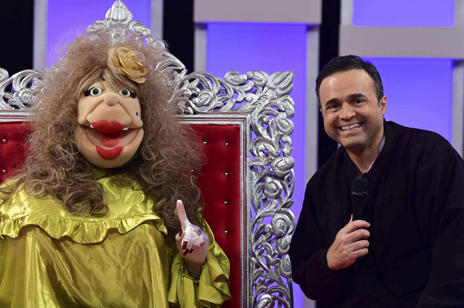 Yan Ruiz La Comay